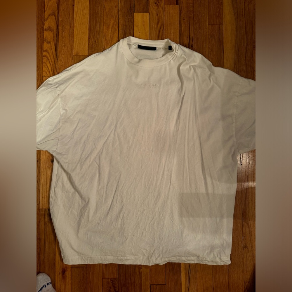 Essentials White T-Shirt L
